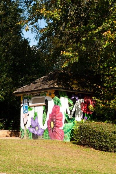 Dunorlan Park toilet