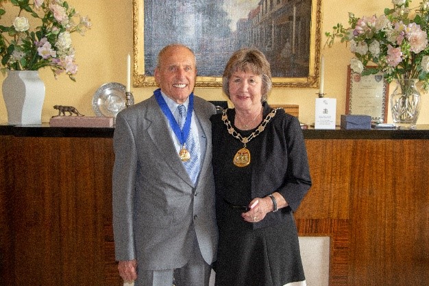 Mayor and Escort for 2020 to 2021. Cllr Joy Podbury and Mr Bob Podbury